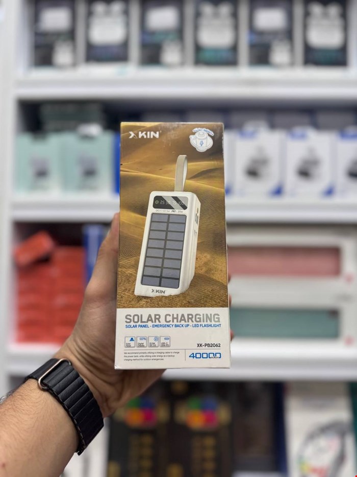 پاوربانک خورشیدی ایکس کین مدل XK-PB2062 با ظرفیت 40,000 میلی‌آمپر ساعت