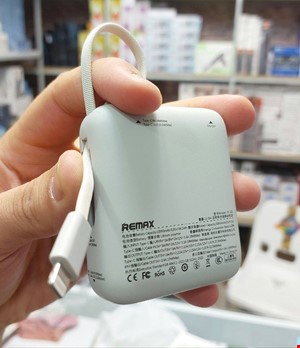 پاوربانک فست شارژ 10000 ریمکس همراه با کابل